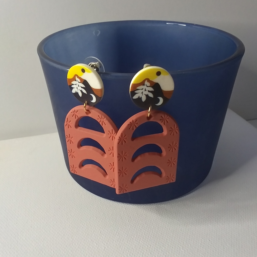 Dangle earrings - Picture 3 of 4